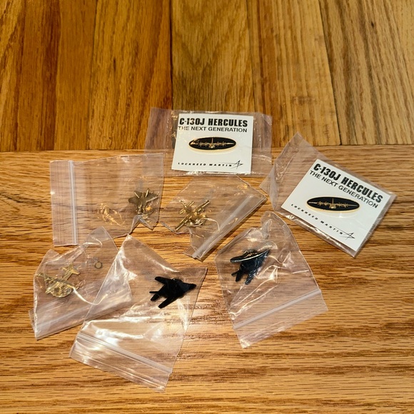 Aviation Pin Set - Picture 1 of 5